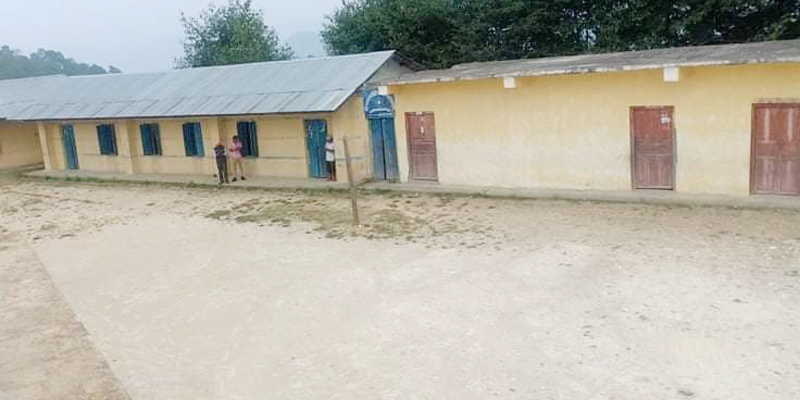 तीन वर्षदेखि  सामुदायिक विद्यालयका शिक्षकले तलब पाएनन् 