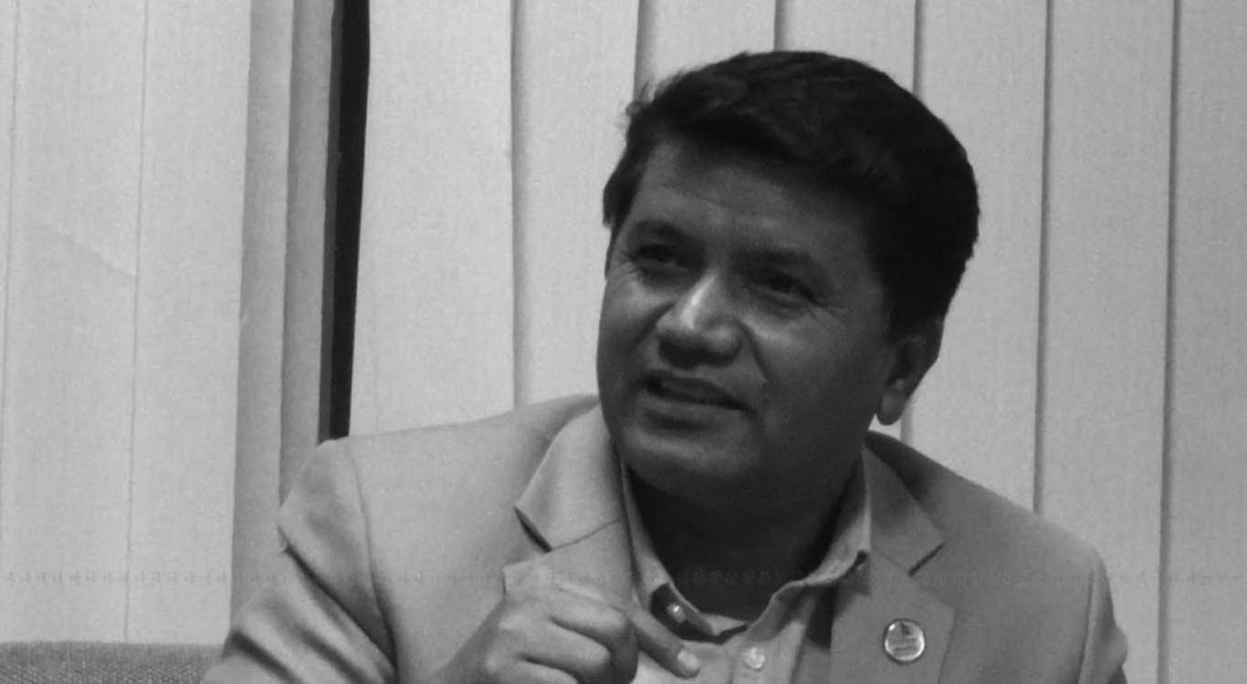 रवीन्द्रका गाउँवासी भन्छन् 'शून्य भयो गाउँ'