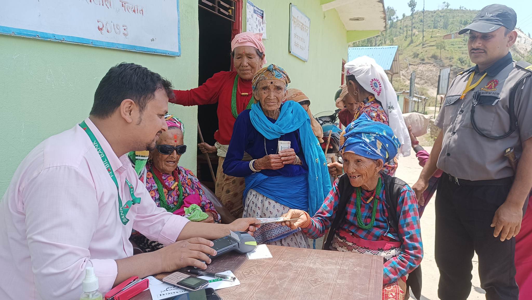 सल्यानको दार्मामा सामाजिक सुरक्षा भत्ता वडा स्तरबाटै 