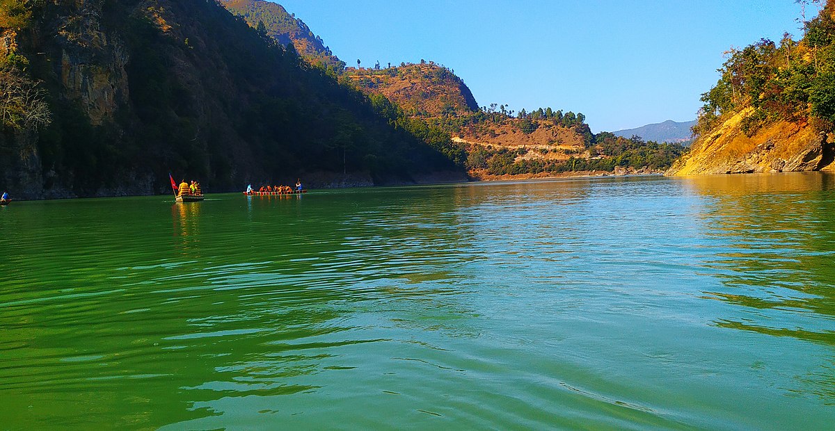 टिकटक बनाउने क्रममा चिप्लिदा कुपिण्डे तालमा एक युवा वेपत्ता 