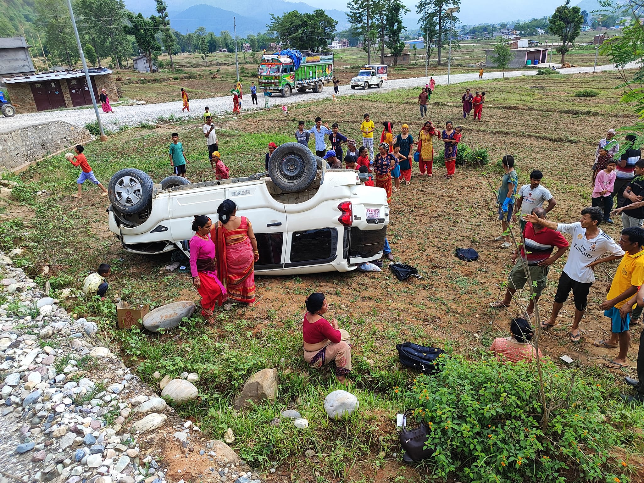रुकुमपश्चिम चौरजहारीमा जिप दुर्घटना हुँदा प्रदेश सांसद सहित ९ घाइते 