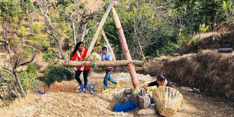 सल्यानमा लोप हुँदै परम्परागत कोल 