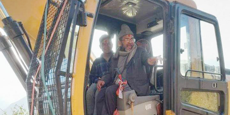 घाटगाउँ पानीखोला माल्पे  खहरे खोला बेल खोला सितलनेटा सडकको शिलान्यास