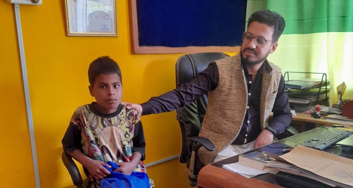 अभिभावक बिहिन दुई बालकको सहारा बने मिनराज 