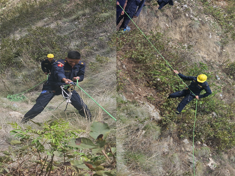 सल्यानमा प्रहरीको विपद् उद्धार नमुना अभ्यास 