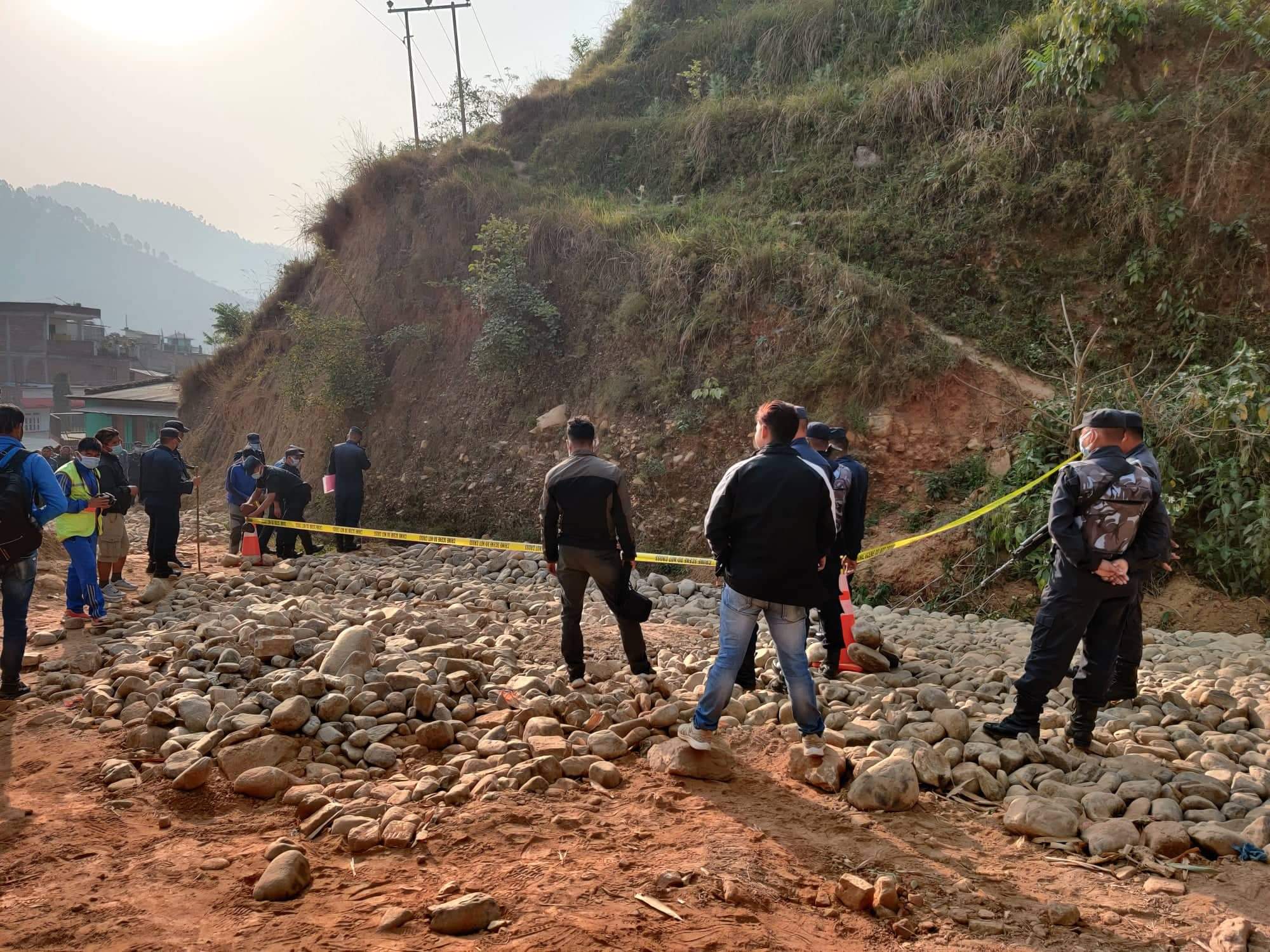 सल्यानमा प्रहरी जवान मृत फेला 