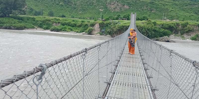 सल्यान, जाजरकोट र सुर्खेत जोड्ने चार झोलुङ्गे पुल लकडाउन अवधिभर बन्द 