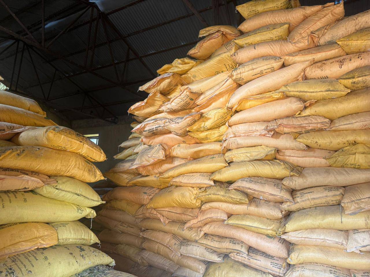 सल्यानमा म्याद गुज्रिएको ८ सय बोरा मल फेला 