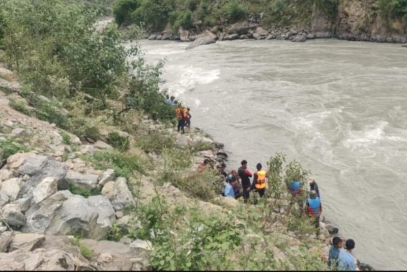 दुर्घटना अपडेट : २ को मृत्यु, ६ बेपत्ता, ४ घाइते, २७ सकुशल 