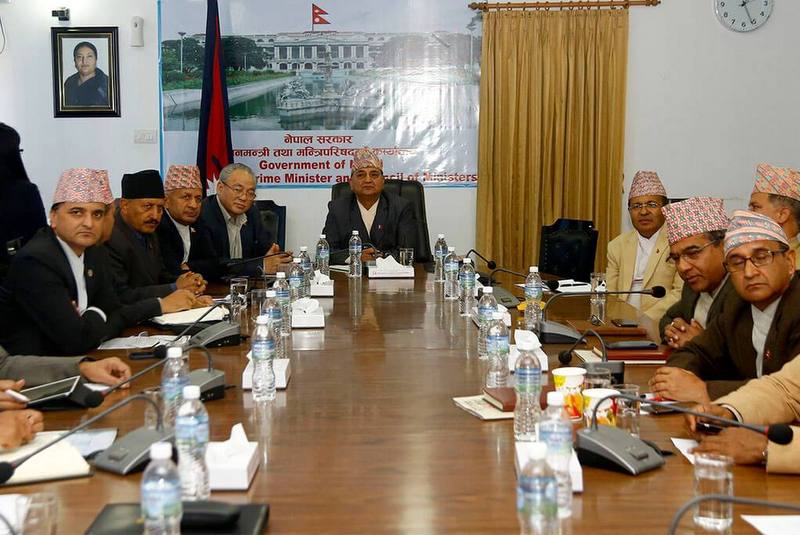 एक सातालाई नेपाल लकडाउन : घरबाट निस्किन नपाइने 