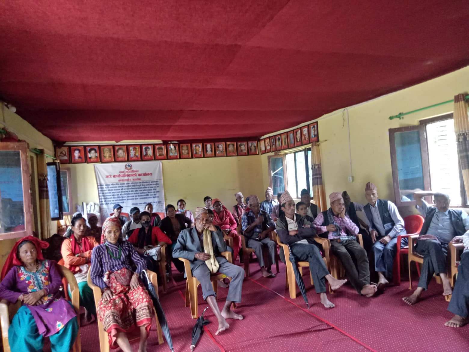 जनयुद्धको क्रममा राज्य र बिद्रोही पक्ष बाट सहादत प्राप्त गरेका सहिद परिवारलाई सम्मान  