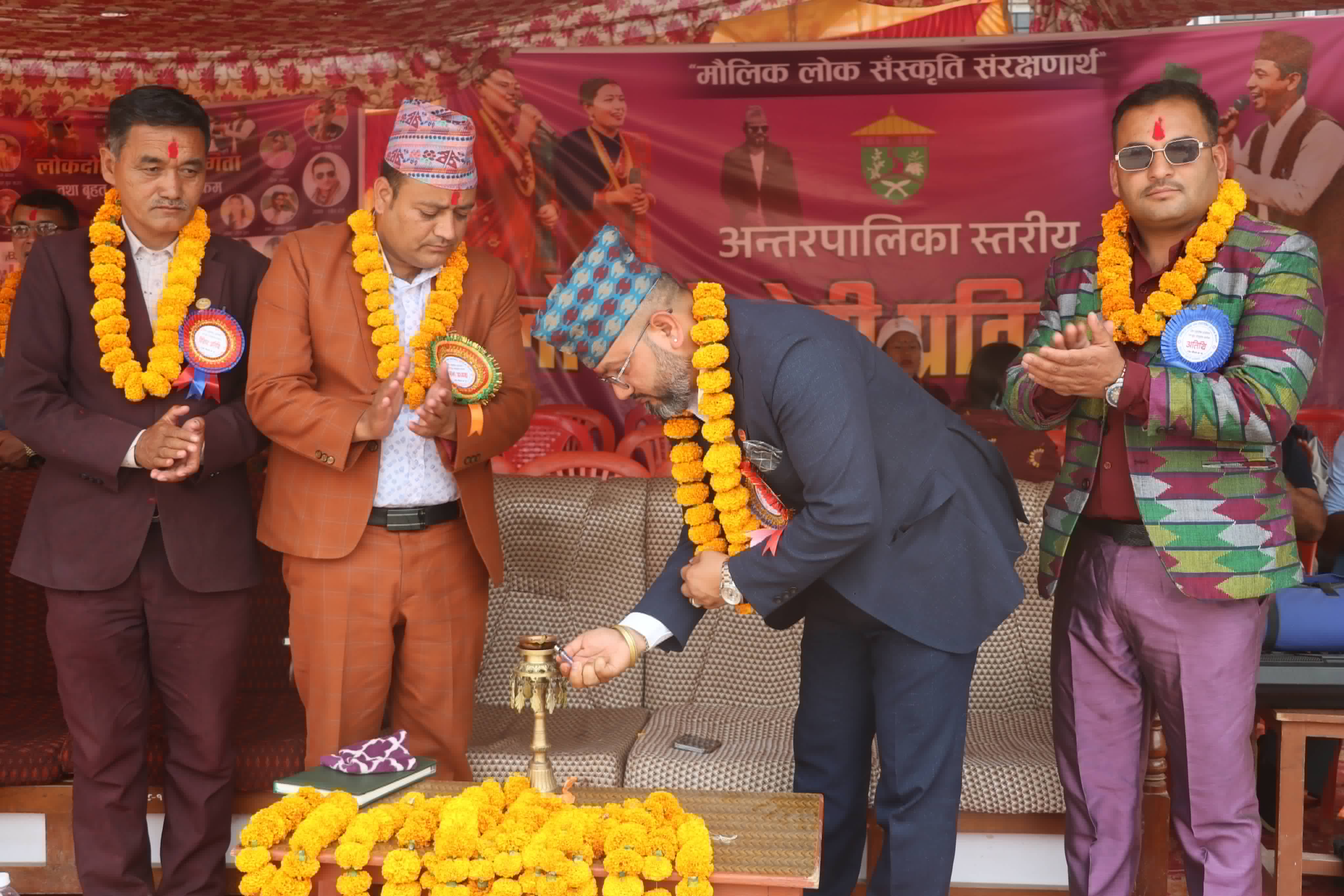 सल्यानमा अन्तरपालिका स्तरीय लोकदोहोरी प्रतियोगिता सुरु 