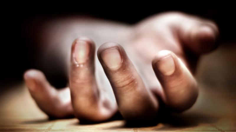 सल्यानमा खहरे खोलाले बगाउँदा बालकको मृत्यु, आमा घाइते 