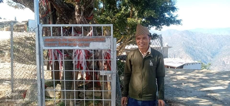 जन्मदिनको अवसरमा सामाजिक काम गर्दै जनप्रतिनिधि शाही