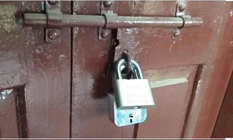 करार कर्मचारीद्वारा छत्रेश्वरी गाउँपालिकाका सबै वडामा तालाबन्दी