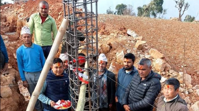 मैदुपोखरीमा वडा कार्यालयको भवन शिलान्यास