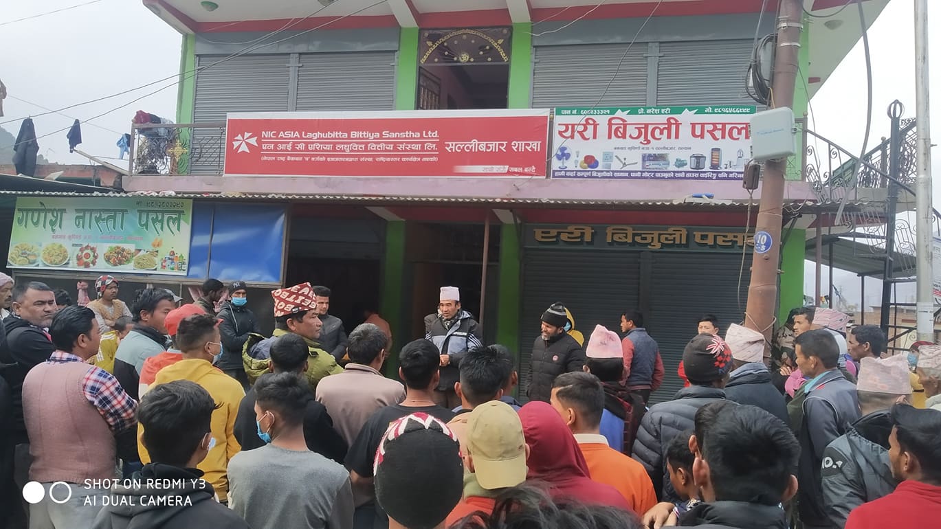  ओली  गणतन्त्र र संघीयतालाई विघट्न गर्ने योजनामा छन् :सचिव बुढाथोकी 