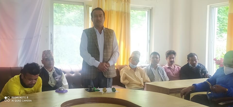 पार्टी नेतृत्वमा नयाँ सोच र जुझारु टिम चाहिएको छ: काँग्रेस नेता विष्ट 