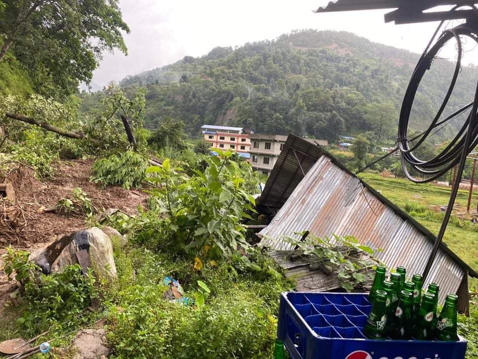 सिन्धुपाल्चोकको मेलम्ची पहिरोमा पुरिएका ८ जनाको मृत्यु 