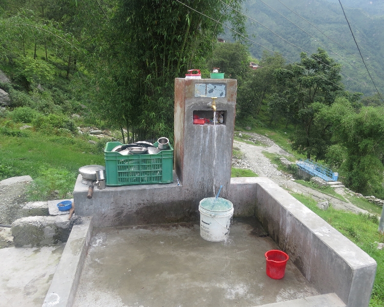 बनगाडको नाम्रामा घरघरै खानेपानी धारा 