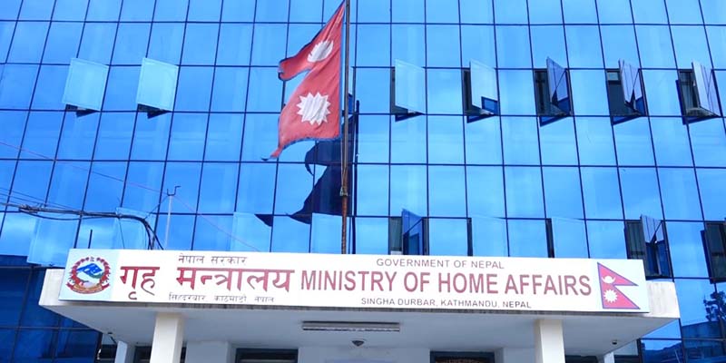राति १० बजेदेखि बिहान ५ बजेसम्म हिँडडुलमा रोक