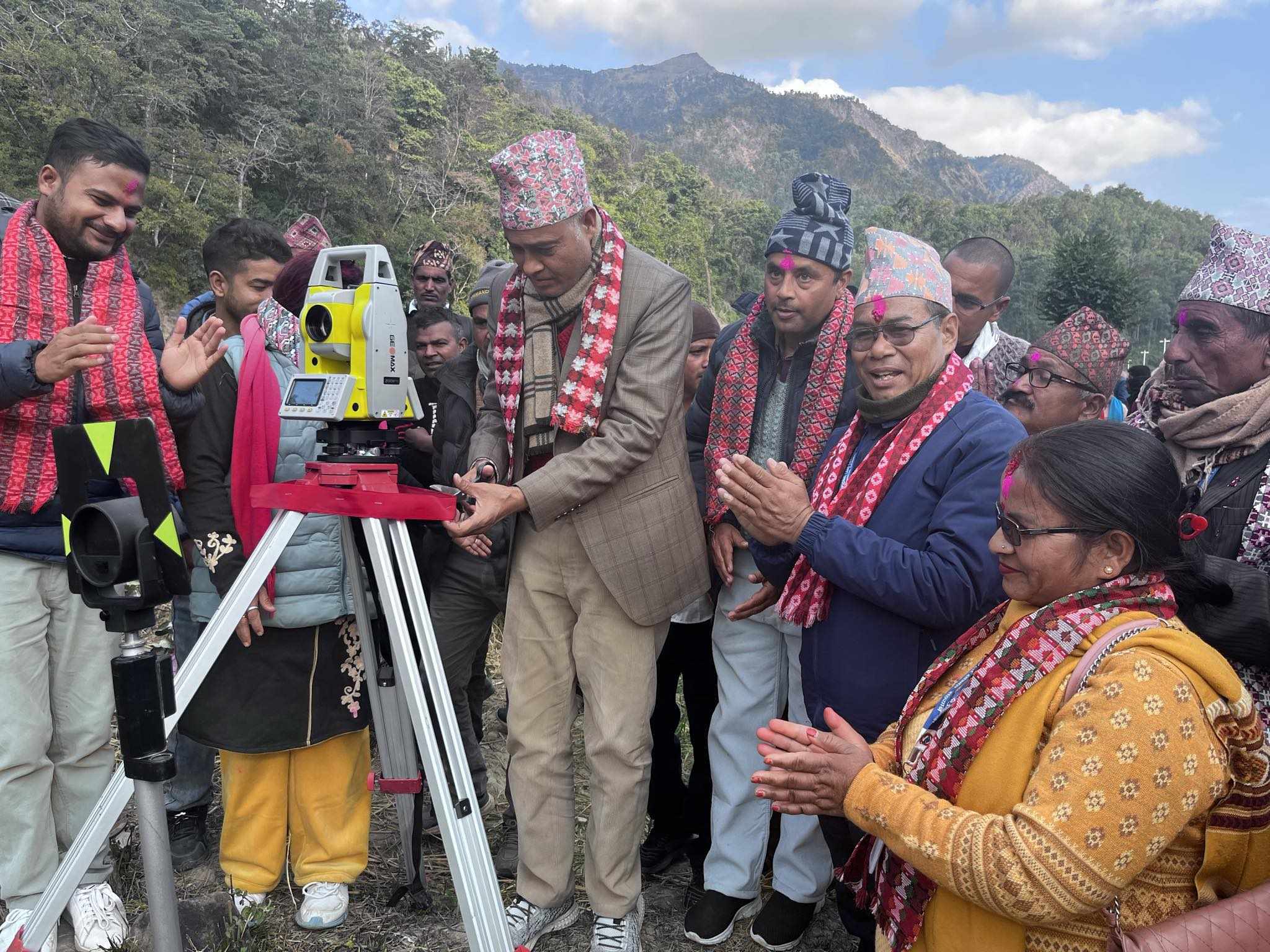सल्यान कालिमाटीका भुमिहिन र अव्यवस्थित बसोबासीको जग्गा नापजाँच सुरु