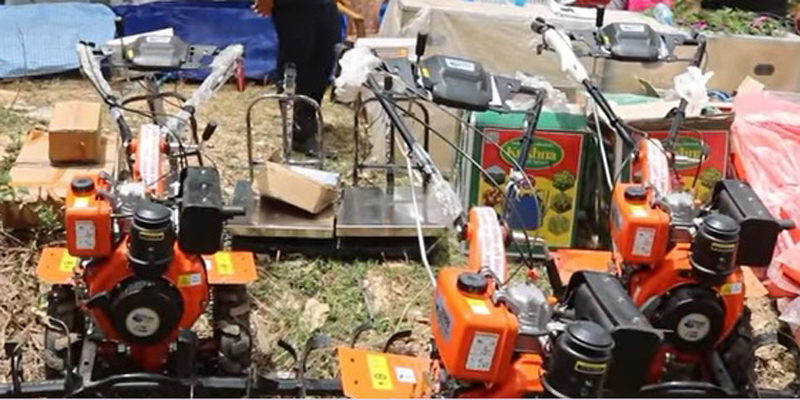 सल्यानका किसानलाई आधुनिक कृषि औजार वितरण 