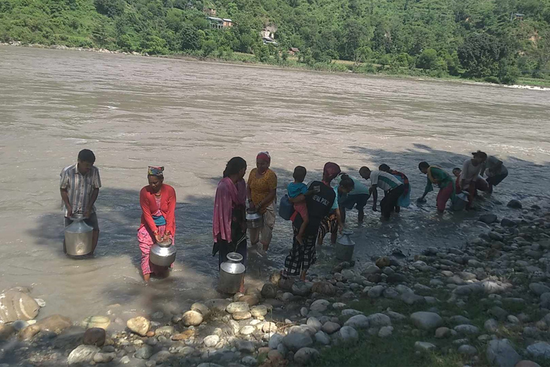 भेरीको धमिलो पानी खान बाध्य सल्यान नाम्रावासी