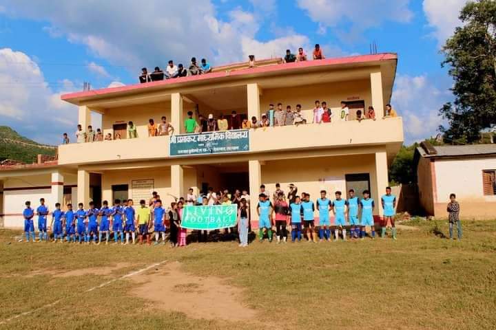 फुटबल प्रतियोगिताको उपाधि लक्ष्मि ईन्स्टिच्युट सल्लिबजारलाई  