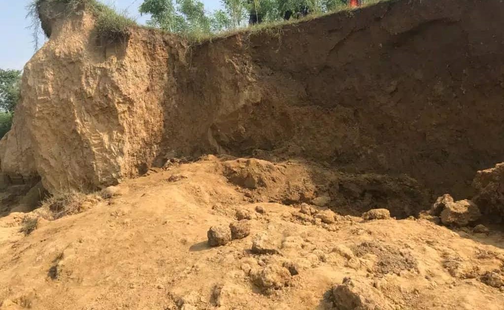 सल्यानमा माटोको ढिस्कोले पुरिदा २ जना घाइते 