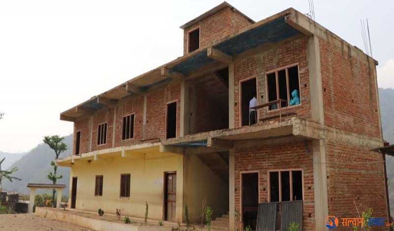 सल्यानका आधा दर्जन बढी विद्यालय भवन अलपत्र 