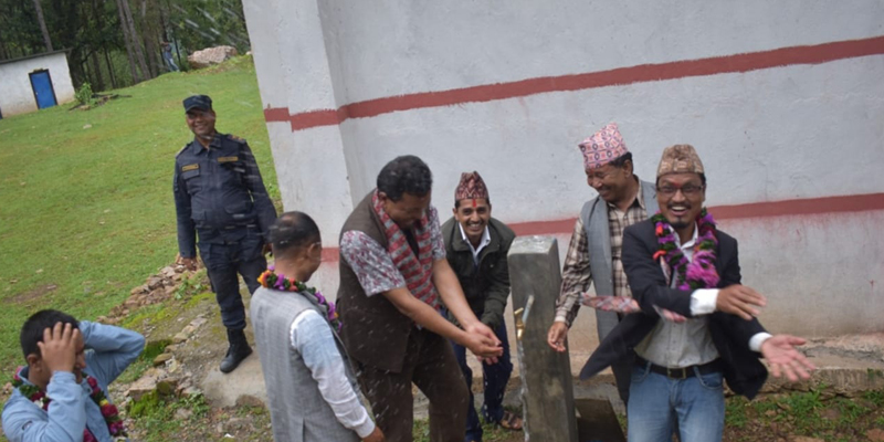 सल्यानको गर्पामा एक घर एक धारा: स्थानीयमा खुसीयाली 