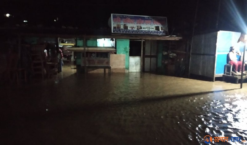 बनगाड खोलाले बगाउँदा एक बेपत्ता, दर्जनौं घर डुवानमा 